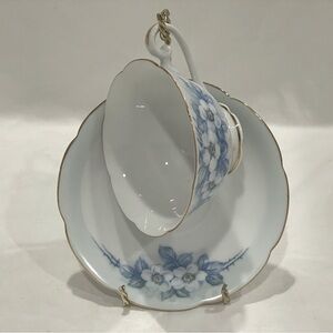 Vintage Jyoto Occupied Japan Blue Floral Teacup & Saucer Set. Gold Trim.